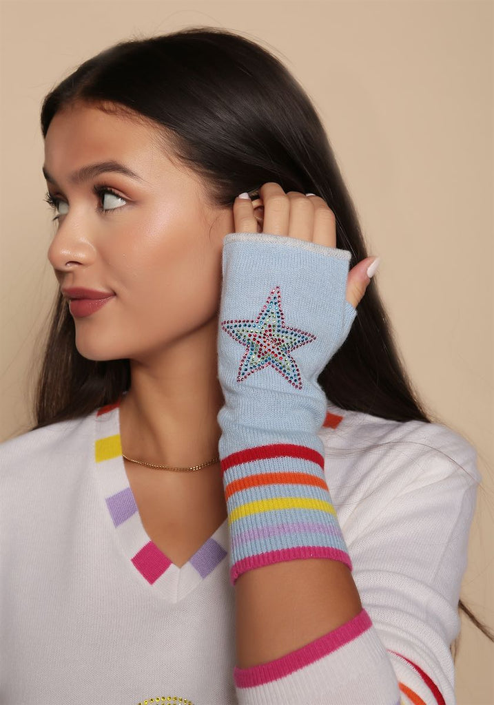 Berlin Mittens in Pale Blue with Solid Star - Adeela Salehjee