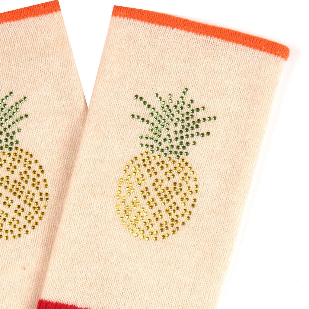 Berlin Mittens in Oatmeal with Pineapple - Adeela Salehjee