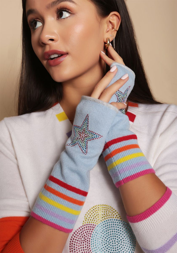 Berlin Mittens in Pale Blue with Solid Star - Adeela Salehjee